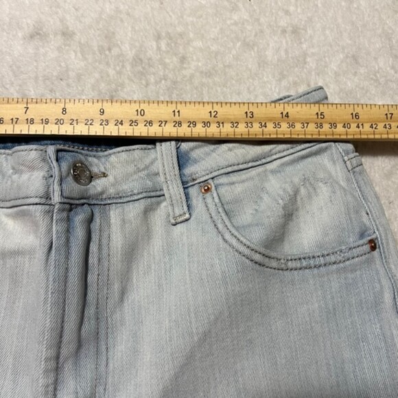 Wild Fable Womens Blue Light Washed High Rise Distressed Mom Jeans Size 12 - Picture 10 of 12